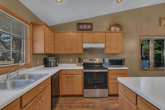 314 Pleasant Ridge Drive, Sauk Rapids, MN 56379