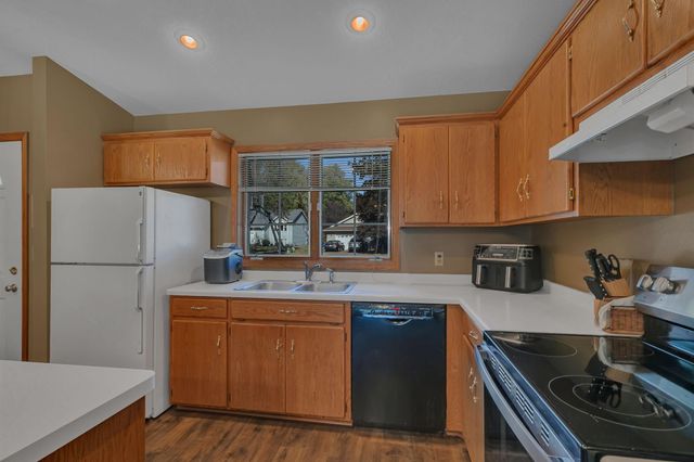 314 Pleasant Ridge Drive, Sauk Rapids, MN 56379