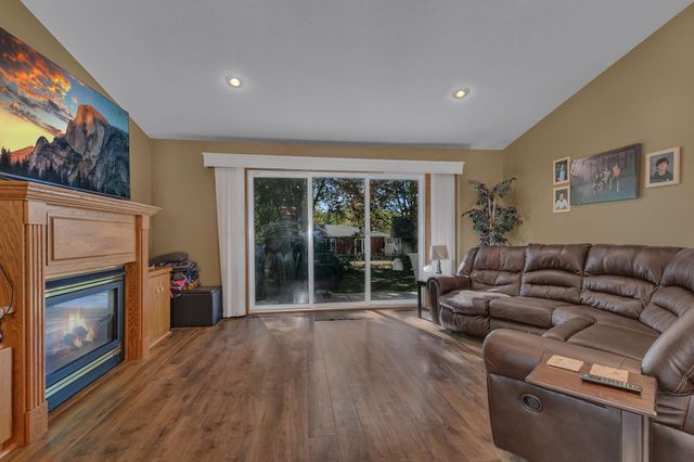 314 Pleasant Ridge Drive, Sauk Rapids, MN 56379