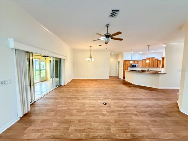 2542 FLINTSHIRE AVENUE, The Villages, FL 32162