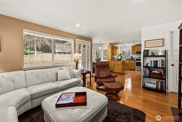 930 51st Street SE, Auburn, WA 98092