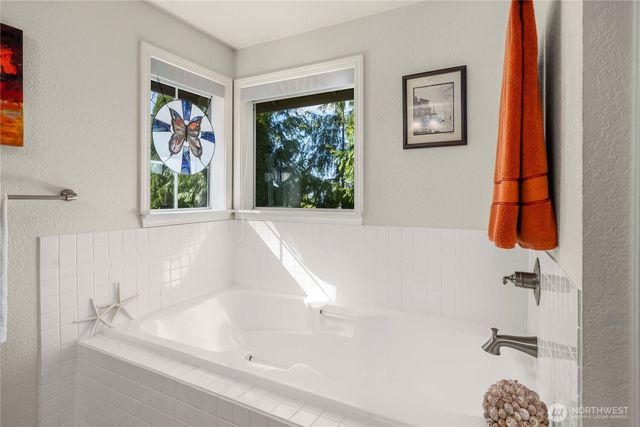 930 51st Street SE, Auburn, WA 98092