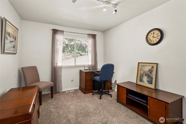 930 51st Street SE, Auburn, WA 98092