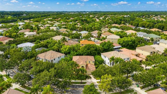 4228 Laurel Ridge Circle, Weston, FL 33331