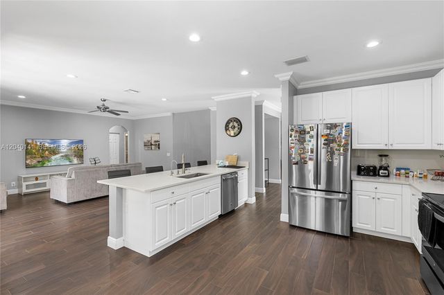 4228 Laurel Ridge Circle, Weston, FL 33331