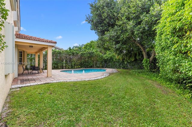 4228 Laurel Ridge Circle, Weston, FL 33331
