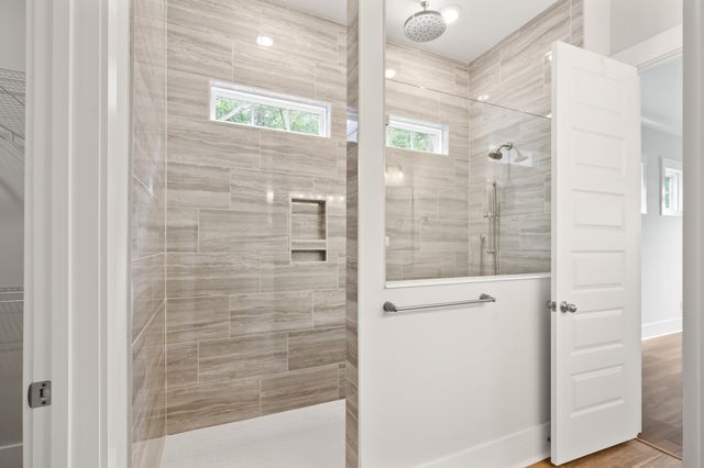 295 W Coleman Boulevard, Mount Pleasant, SC 29464