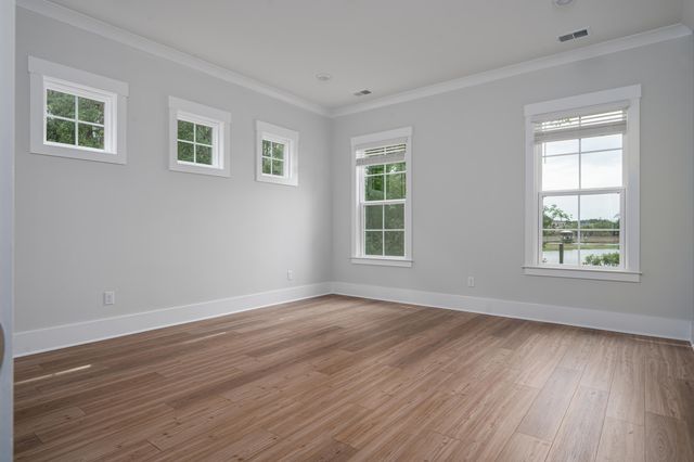 295 W Coleman Boulevard, Mount Pleasant, SC 29464
