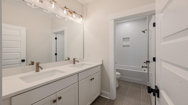 295 W Coleman Boulevard, Mount Pleasant, SC 29464