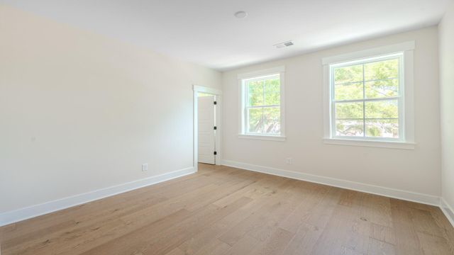 295 W Coleman Boulevard, Mount Pleasant, SC 29464