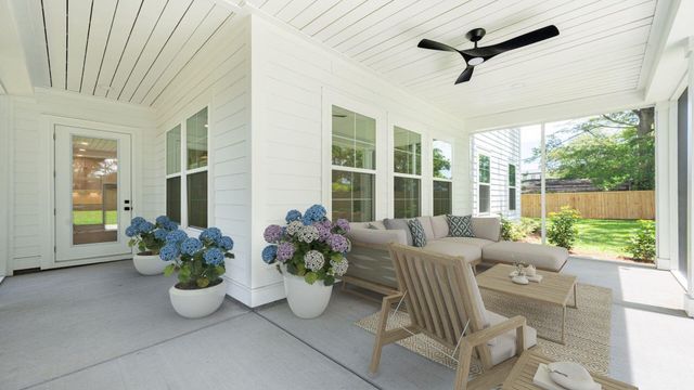 295 W Coleman Boulevard, Mount Pleasant, SC 29464