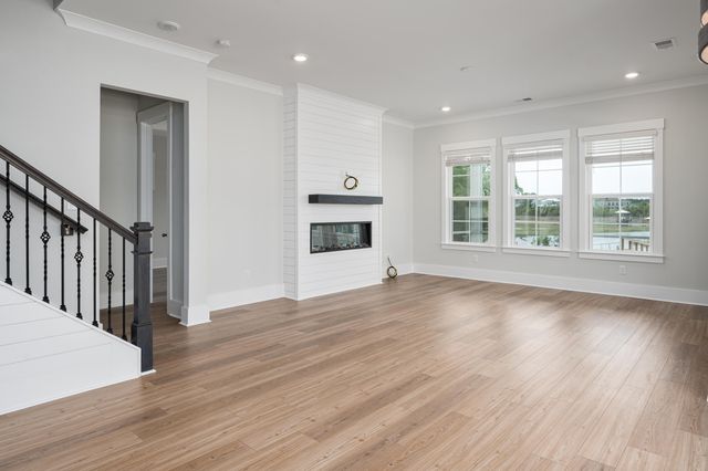 295 W Coleman Boulevard, Mount Pleasant, SC 29464