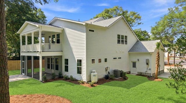 295 W Coleman Boulevard, Mount Pleasant, SC 29464
