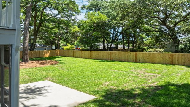 295 W Coleman Boulevard, Mount Pleasant, SC 29464