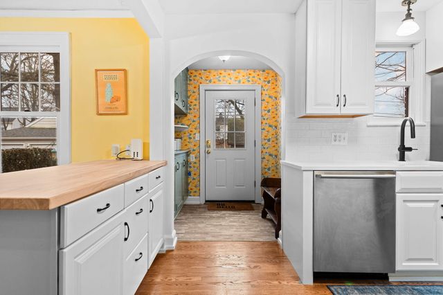 1512 Shadford Road, Ann Arbor, MI 48104