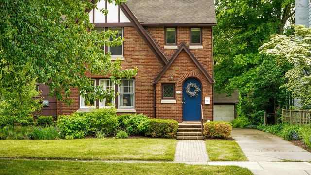1512 Shadford Road, Ann Arbor, MI 48104