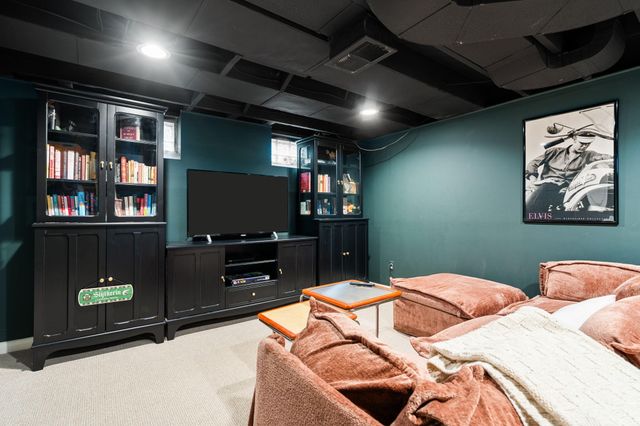 1512 Shadford Road, Ann Arbor, MI 48104