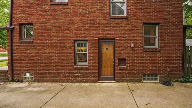 1512 Shadford Road, Ann Arbor, MI 48104