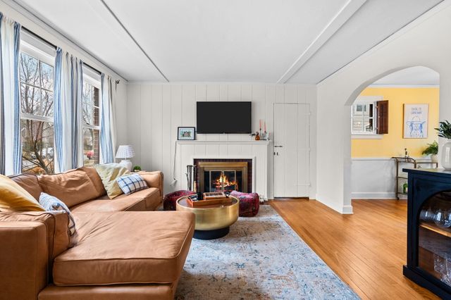 1512 Shadford Road, Ann Arbor, MI 48104