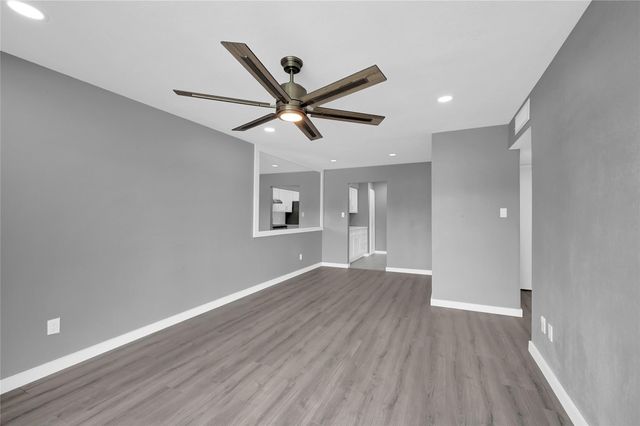 3919 Fairmont Parkway 236, Pasadena, TX 77504