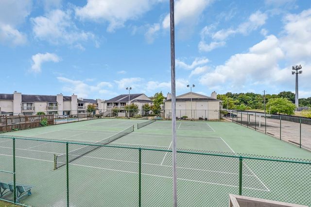 3919 Fairmont Parkway 236, Pasadena, TX 77504