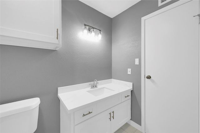 3919 Fairmont Parkway 236, Pasadena, TX 77504