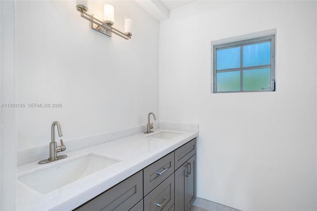 7531 Beachview Dr, North Bay Village, FL 33141