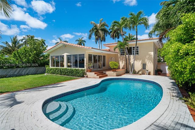 7531 Beachview Dr, North Bay Village, FL 33141