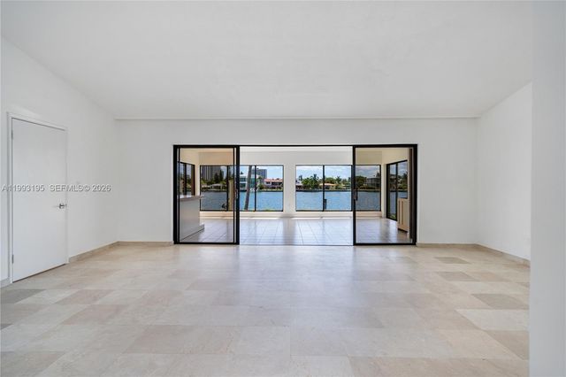 7531 Beachview Dr, North Bay Village, FL 33141