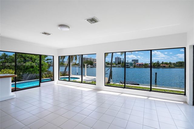 7531 Beachview Dr, North Bay Village, FL 33141