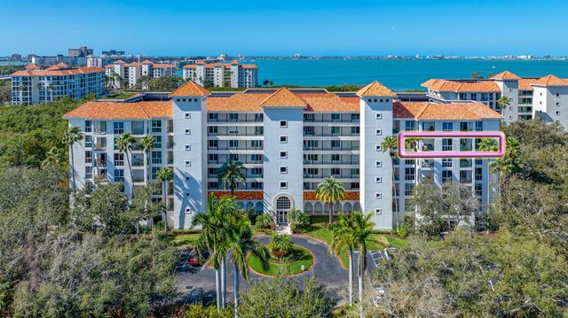 4750 DOLPHIN CAY LANE S 509, St Petersburg, FL 33711