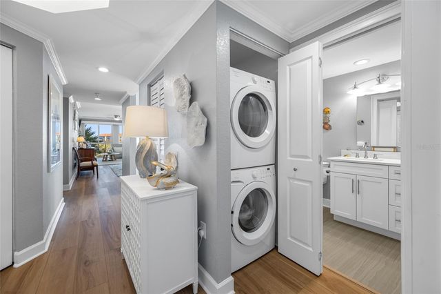 4750 DOLPHIN CAY LANE S 509, St Petersburg, FL 33711