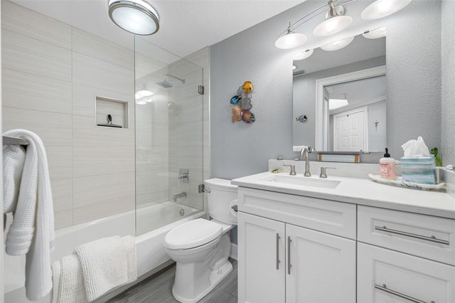 4750 DOLPHIN CAY LANE S 509, St Petersburg, FL 33711