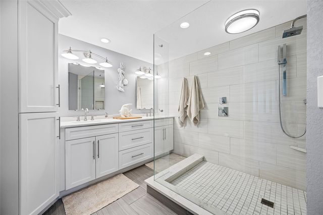 4750 DOLPHIN CAY LANE S 509, St Petersburg, FL 33711