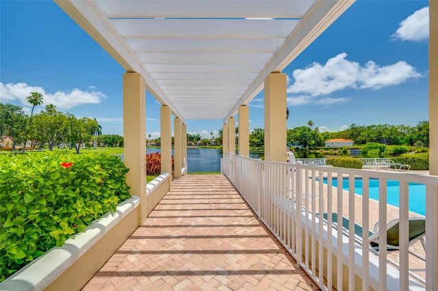 4750 DOLPHIN CAY LANE S 509, St Petersburg, FL 33711
