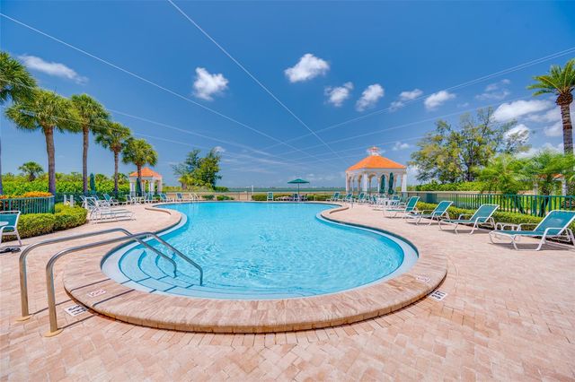 4750 DOLPHIN CAY LANE S 509, St Petersburg, FL 33711