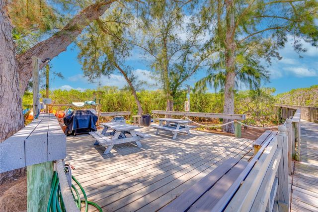 4750 DOLPHIN CAY LANE S 509, St Petersburg, FL 33711