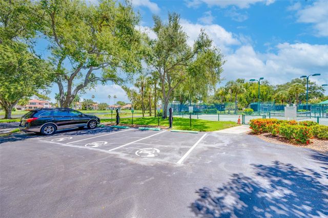 4750 DOLPHIN CAY LANE S 509, St Petersburg, FL 33711