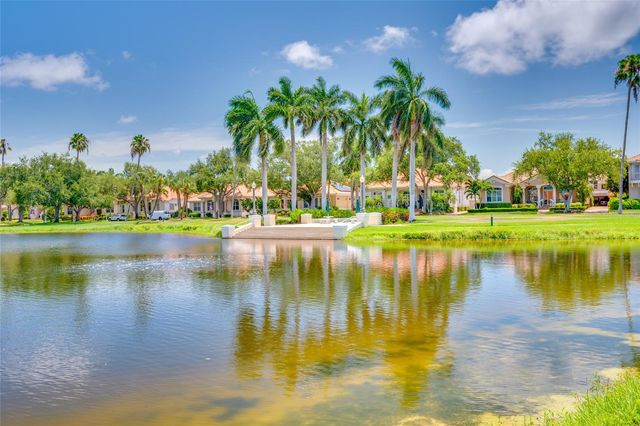 4750 DOLPHIN CAY LANE S 509, St Petersburg, FL 33711