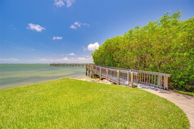 4750 DOLPHIN CAY LANE S 509, St Petersburg, FL 33711