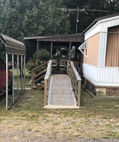 100 N Mill Street, Monticello, AR 71655