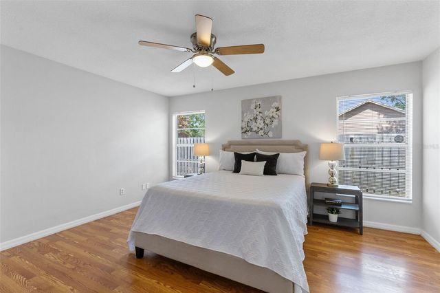 9909 EARLSTON STREET, Orlando, FL 32817