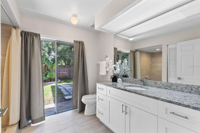 9909 EARLSTON STREET, Orlando, FL 32817