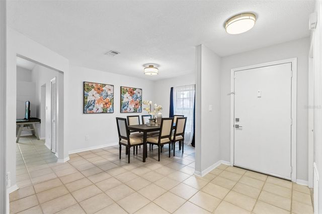 9909 EARLSTON STREET, Orlando, FL 32817