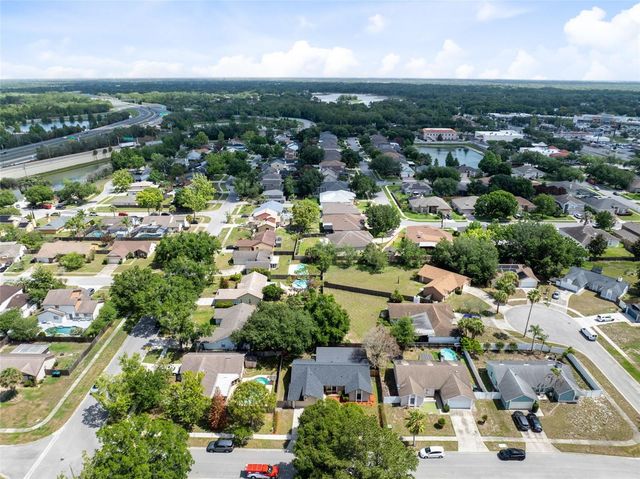 9909 EARLSTON STREET, Orlando, FL 32817