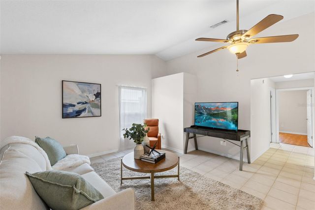 9909 EARLSTON STREET, Orlando, FL 32817