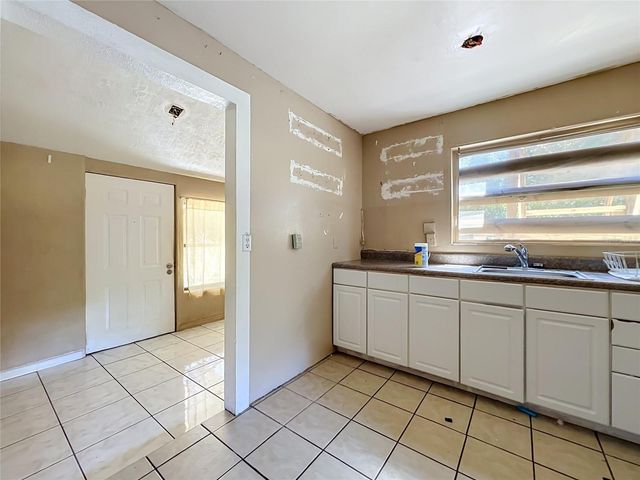 125 SNOW HILL ROAD, Geneva, FL 32732