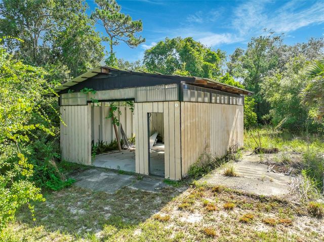 125 SNOW HILL ROAD, Geneva, FL 32732