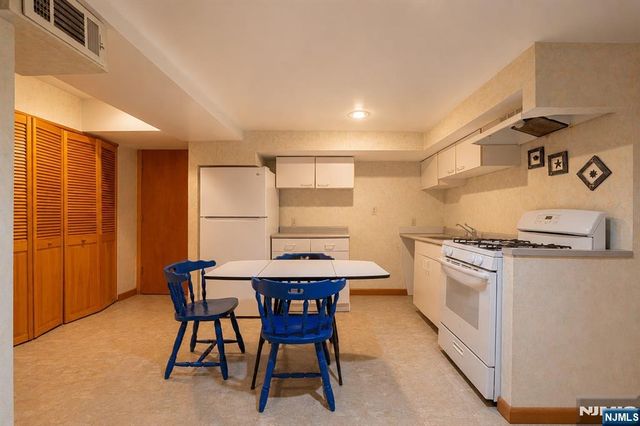 4 High Mountain, Lincoln Park Borough, NJ 07035