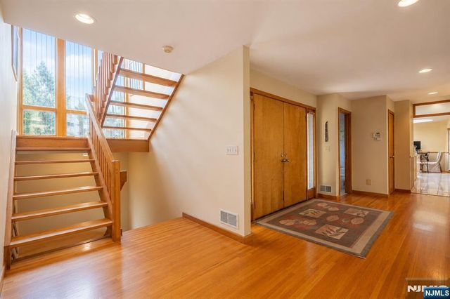 4 High Mountain, Lincoln Park Borough, NJ 07035